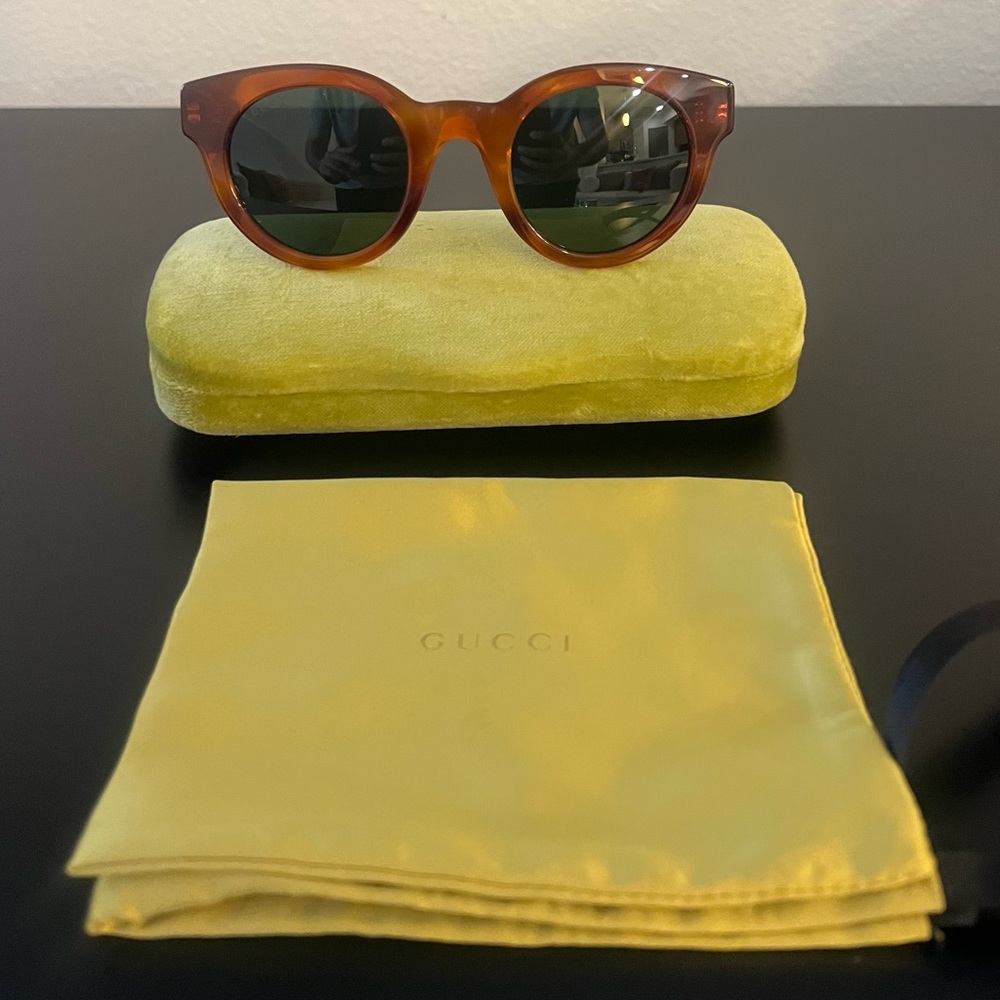 Brand new Gucci sunglasses